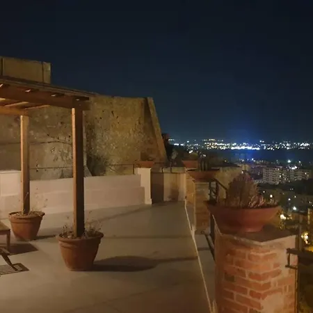 דירה With A View