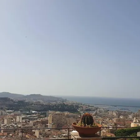 With A View דירה